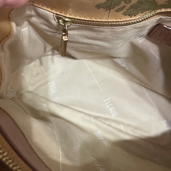 GEO Classic Large Shoulder Bag - Picture 11 of 15